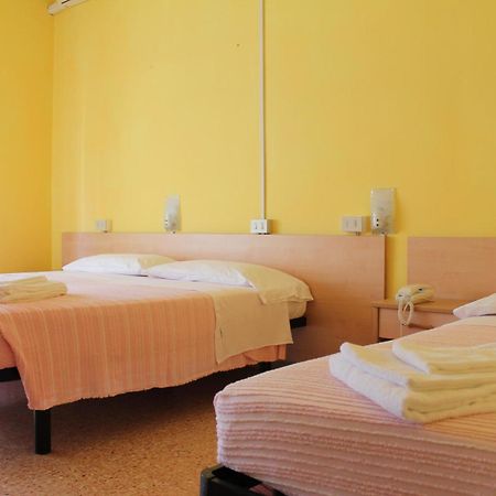 Hotel Ninfea 切尔维亚 外观 照片
